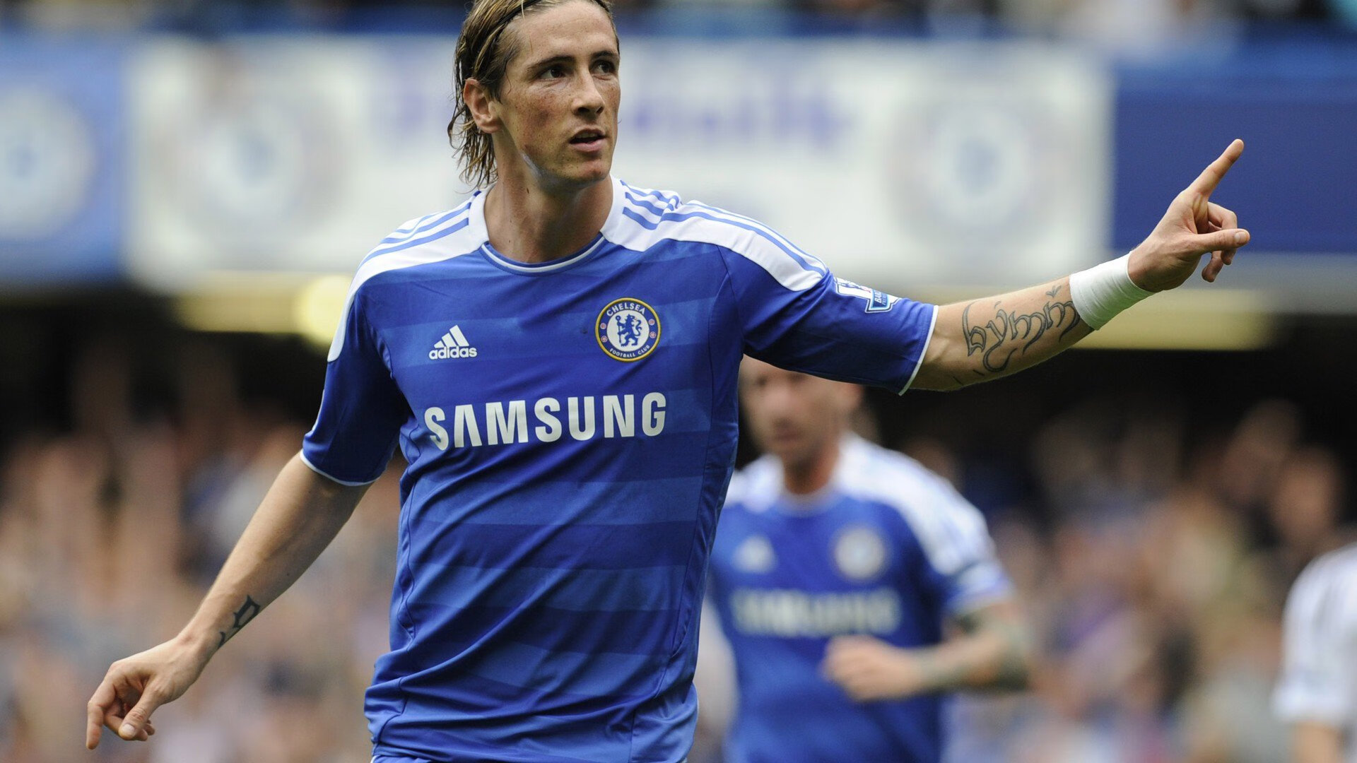 爱游戏娱乐-苏亚雷斯，从马德里终结者到英超争冠接管者，一位射手的双重奏鸣